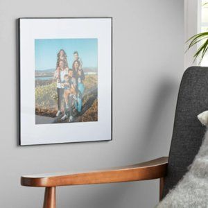 11 x 14 Matted to 8 x 10 Front Loading Picture Frame